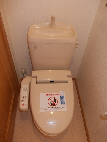 シャワートイレ