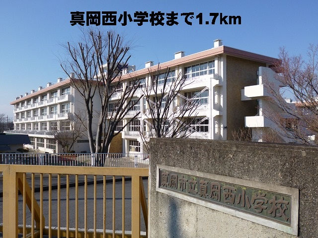 真岡西小学校