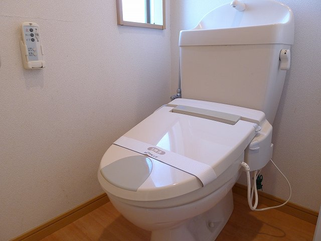 シャワートイレ