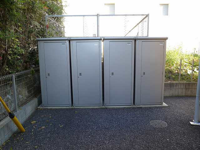屋外物置