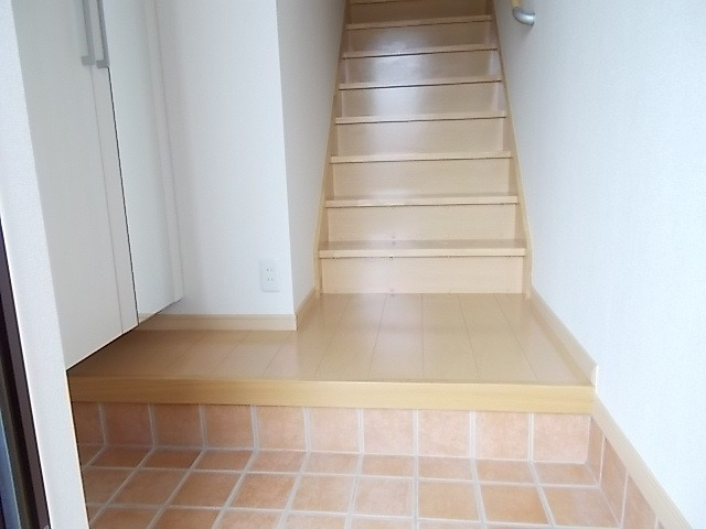 玄関　室内階段