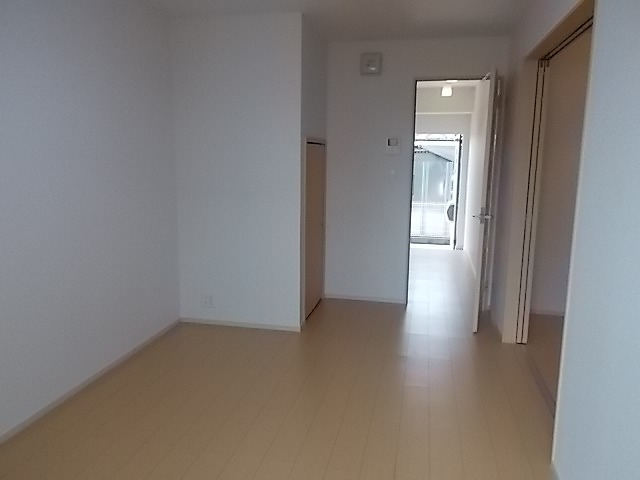 洋間7帖