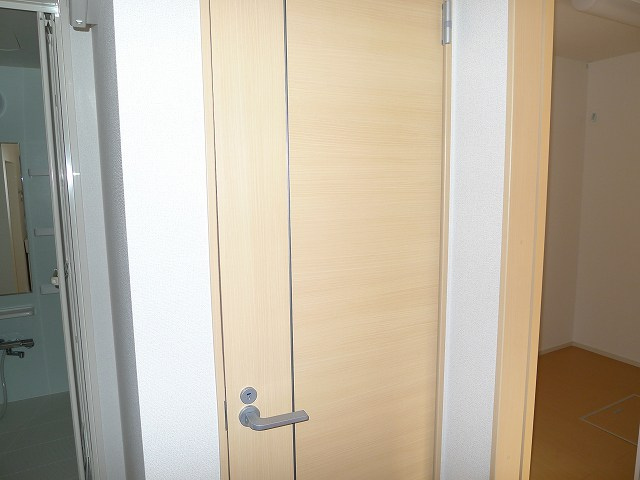 トイレ扉